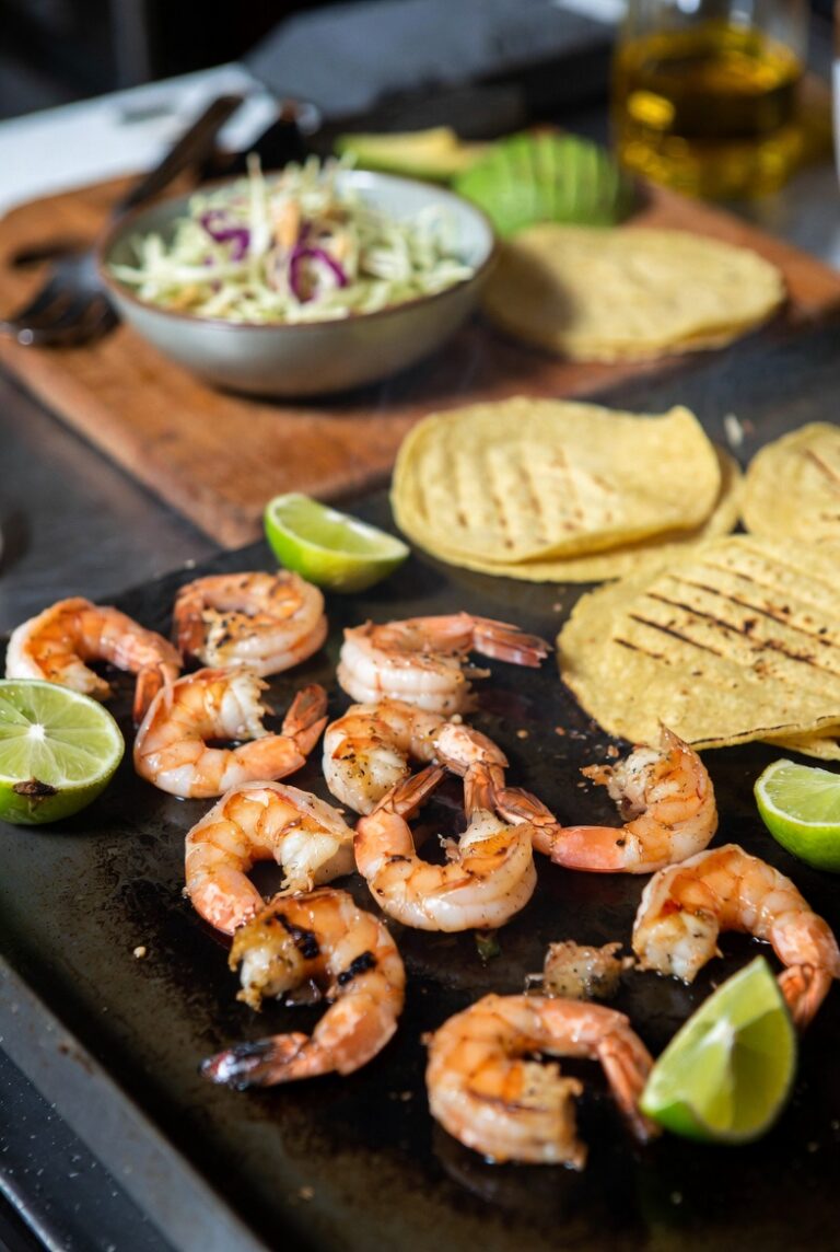 Blackstone Shrimp Tacos Recipe (Ready in 20 Minutes)